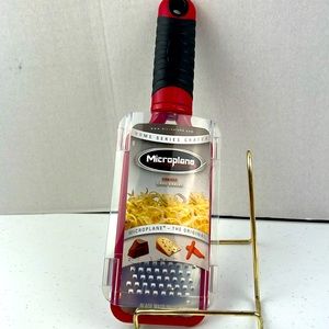 New Microplane coarse grater